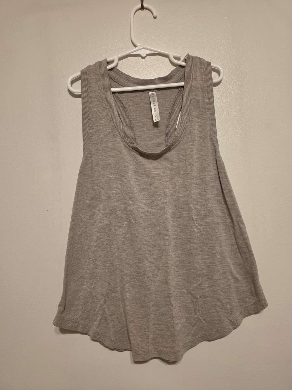 Fabletics Light Gray Flowy Tank Top